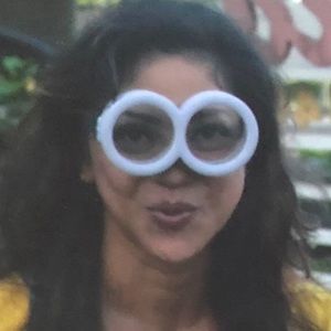 Meet your Posher, Corazon